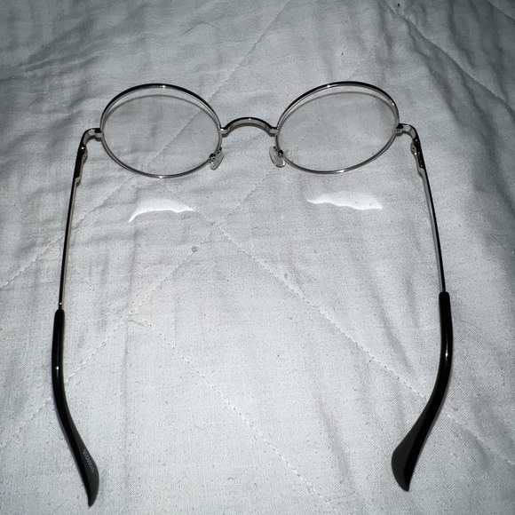 Spirit Of Halloween Costume Glasses And Fake Money - Picture 5 of 6